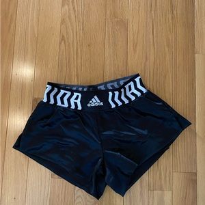 Adidas WOMENS TKO SHORT SIZE S black excellent NWT CONDITION
